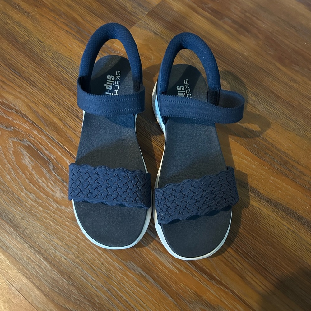 Women’s Skechers Navy Slip-In Sandals